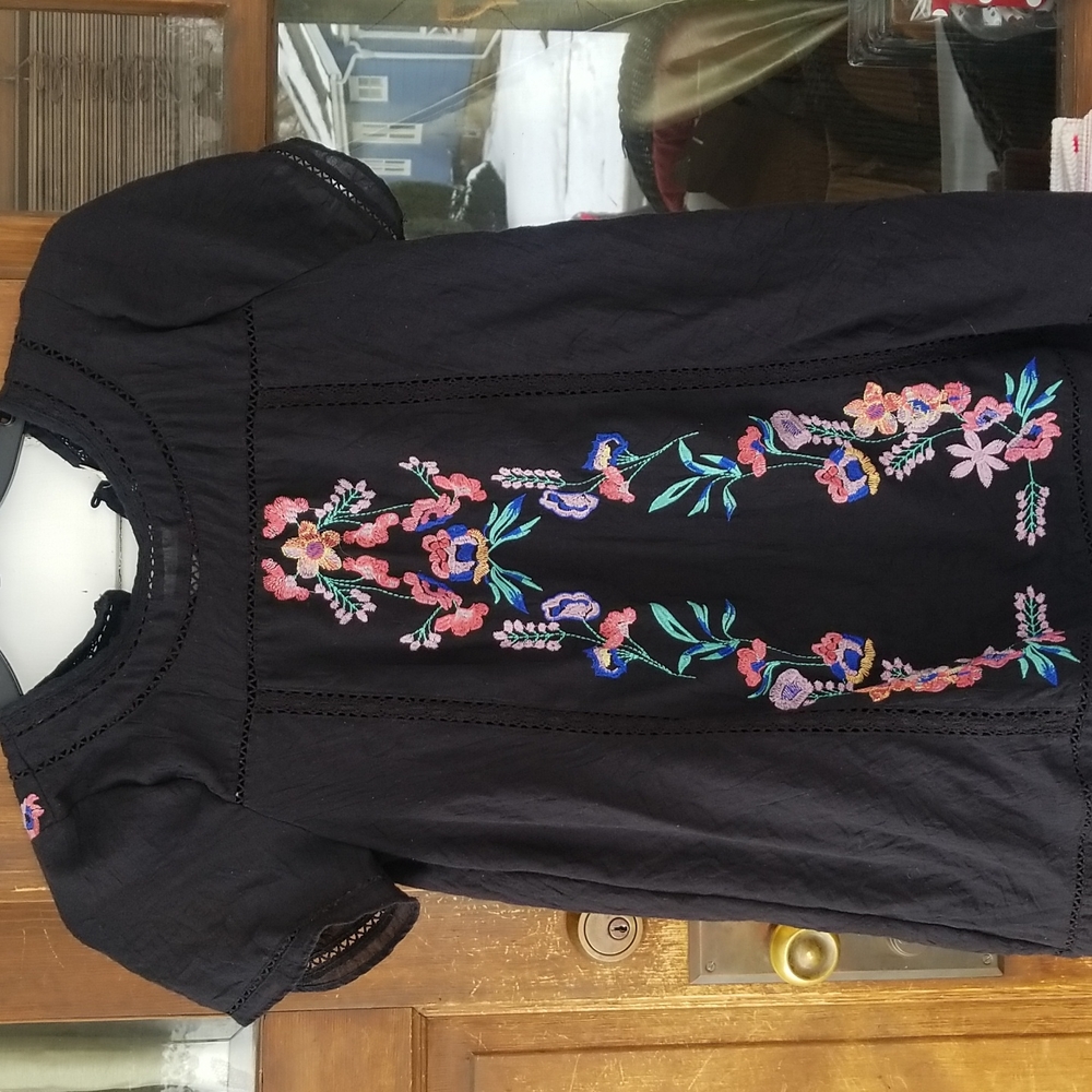 Umgee dress....great detail in a small